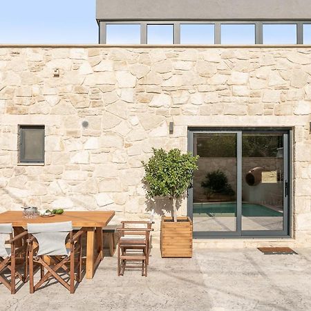 Villa Magnolia Agia  外观 照片