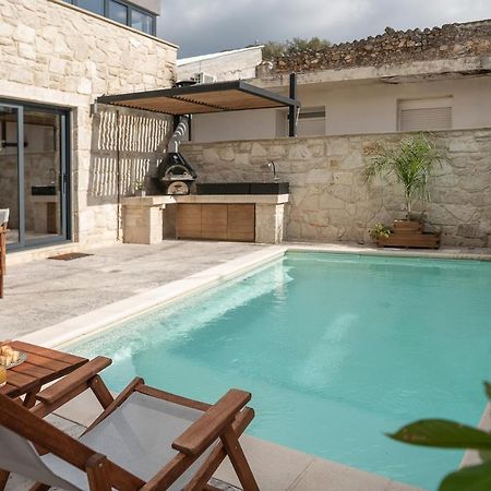 Villa Magnolia Agia  外观 照片